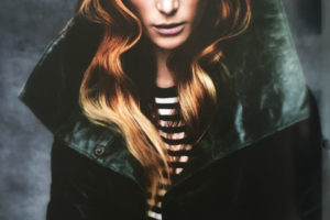 wavy hair, redhead