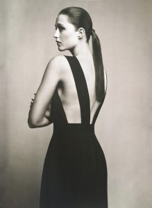 straight hair, ponytail
